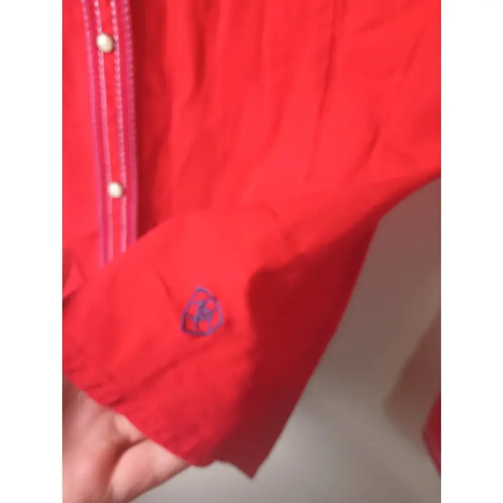 Ariat Women's Red‎ Embroidered Western Shirt Pearl Snaps Rodeo Fitted Long Small
